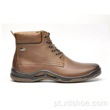 Bota masculina casual de couro